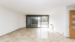 Chalet  Carrer de la morera. Sant pere de vilamajor (barcelona). "okupado" (no se puede visit