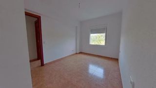 Etagenwohnung  Urbanització pinar. Rubí (barcelona). "okupado" (no se puede visitar ni hipotecar).