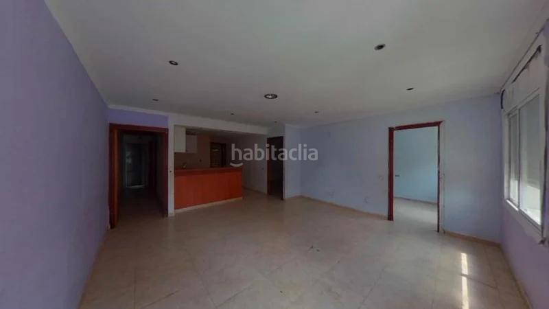 Foto 07ec4b57-4f53-4da8-a7a4-289714a7499a. Piso (barcelona). "okupado" (no se puede visitar ni hipotecar). en Terrassa