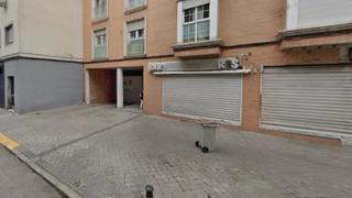 Pis  Calle de la pilarica. Madrid (madrid). "okupado" (no se puede visitar ni hipotecar).