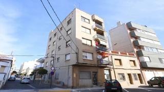 Pis  Carrer de tarragona. Benicarló (castellón). "okupado" (no se puede visitar ni hipotec