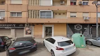 Pis  Carrer de valdelinares. Valencia (valencia). sin posesión “ocupado” (no se puede visitar