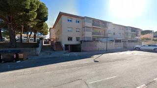 Pis  Carrer puig. Escala, l´ (gerona). en rentabilidad (se vende alquilado, no se