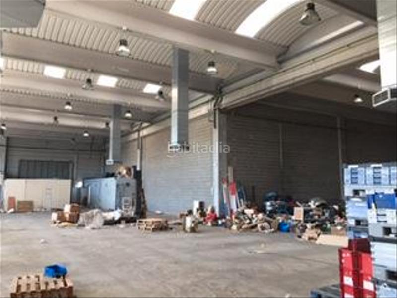 Foto 63052c7c-ff16-476e-8593-1eb825ea1b1f. Nave industrial (barcelona ). "okupado" (no se puede visitar ni hipotecar). en Terrassa
