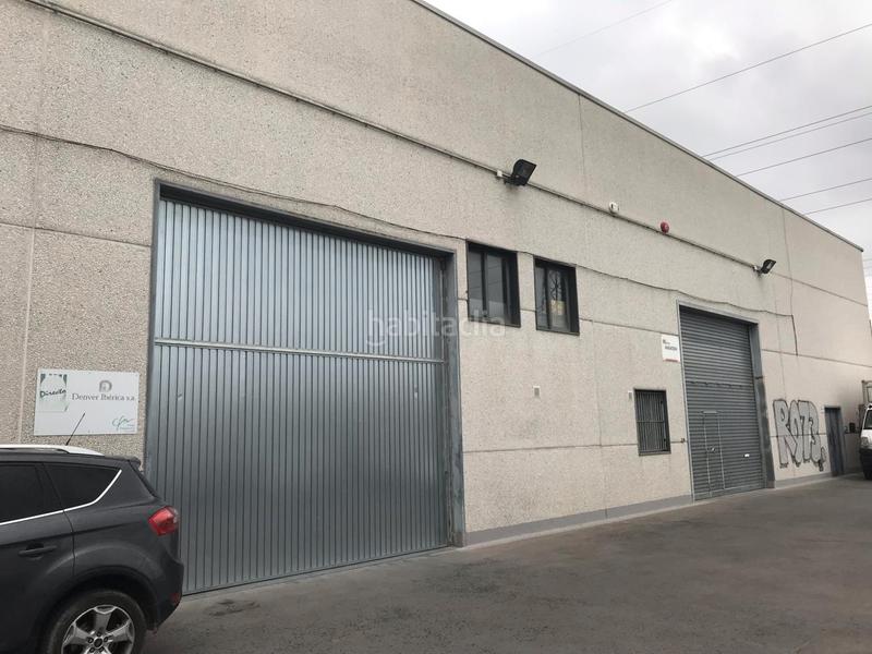 Foto d2719052-3cb2-4d0d-b66a-cbd16274afd7. Nave industrial (barcelona ). "okupado" (no se puede visitar ni hipotecar). en Terrassa