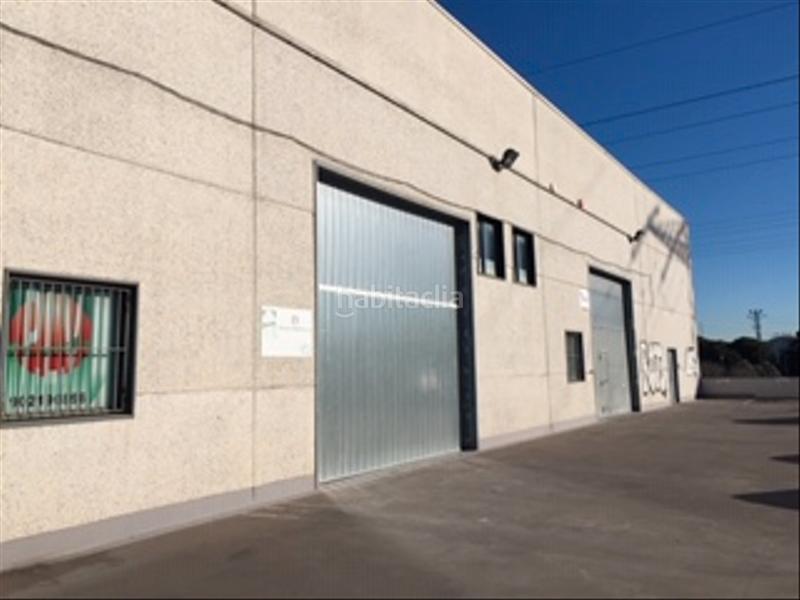 Foto e5b41f93-f015-4bf0-b962-65867bea1ccd. Nave industrial (barcelona ). "okupado" (no se puede visitar ni hipotecar). en Terrassa