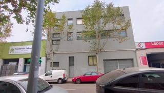 Nau industrial  Carrer de girona. Sabadell (barcelona ). sin posesión “ocupado” (no se puede visit