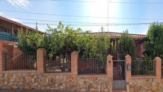 Nau industrial  Calle 2. Carpio, el  (córdoba). sin posesión “ocupado” (no se puede visit