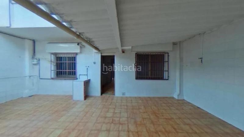 Foto dec0f038-8c3e-4837-85b5-46a687ef22e6. Piso (barcelona). "okupado" (no se puede visitar ni hipotecar). en Mataró