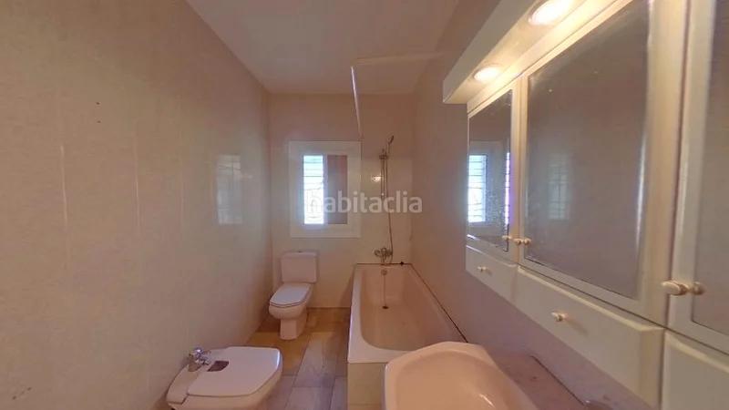 Foto cae91cee-5c7a-474a-af6c-a296e94e7252. Xalet a Can Vinyals Esparreguera