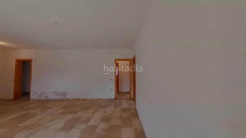 Foto f60ecf1b-e950-4e12-92da-a66059741226. Xalet a Can Vinyals Esparreguera