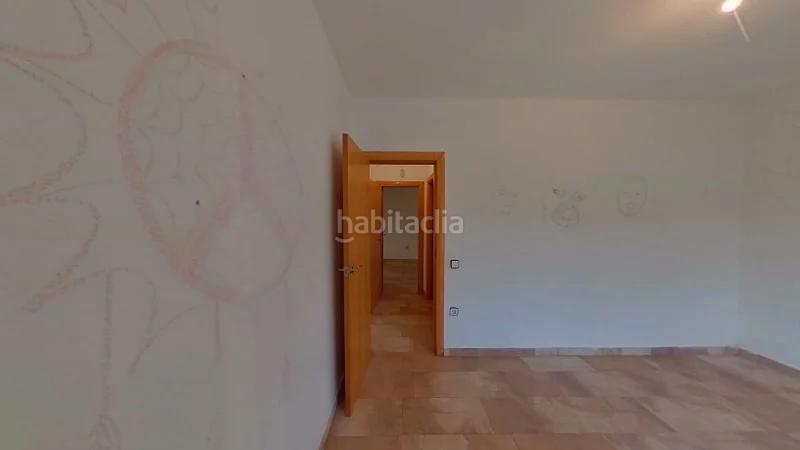 Foto f91aff0c-34ab-4cac-9ed3-2a5ef8842daf. Xalet a Can Vinyals Esparreguera