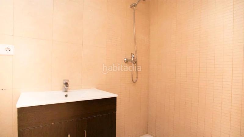 Foto e000438e-31a2-4d9d-a59b-7ccc010b953c. Piso (gerona). "okupado" (no se puede visitar ni hipotecar). en Blanes