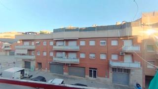 Appartement  Carrer d'antoni gaudí. Sant boi de llobregat (barcelona). "okupado" (no se puede visita