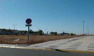 Terreny residencial  Avenida de triana. Alcalá del rio, (sevilla) terreno urbano en av. de triana.