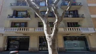 Appartement  Carrer de viladomat. Barcelona. sin posesión “ocupado” (no se puede visitar ni hipote