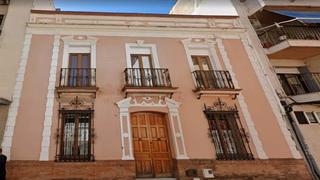 Casa adossada  Calle ricardo velázquez. Huelva. sin posesión “ocupado” (no se puede visitar ni hipotecar