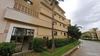 Pis  Lugar puerto sotogrande. San roque (cádiz). sin posesión “ocupado” (no se puede visitar n