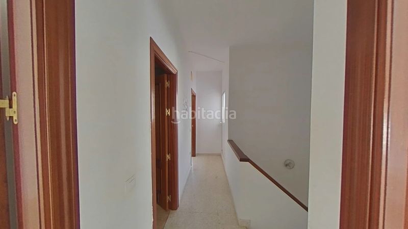 Foto 3a4cebde-a349-4340-be97-bd955e27c9a9. Pis a Torreblanca Sevilla