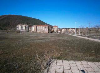 Terreny residencial  Calle de serrablo. Sabiñanigo, (huesca) terreno urbano en sc reparcelacio. puente s
