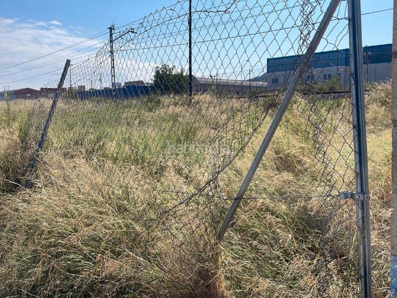 Foto b1162089-4053-448e-9862-7fa8569ce745. Terreny residencial a La Portalada - Varea Logroño