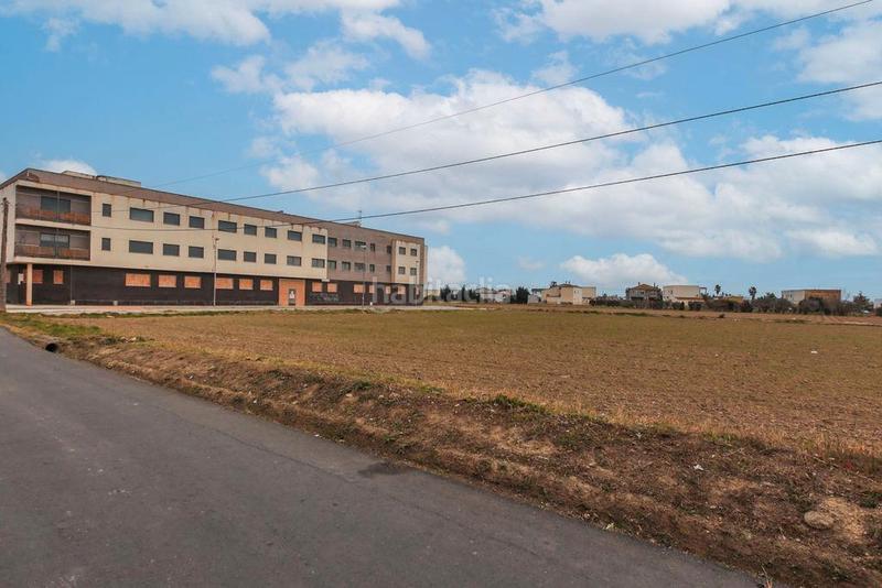 Foto e14d3374-932c-4142-8c8d-968a914f5361. Terreno residencial , (tarragona) terreno urbano en calle aube en Deltebre