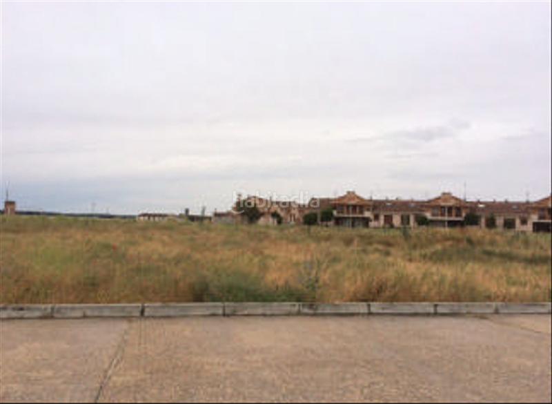 Foto adddfcf7-7ed2-4d47-96df-f5870bd708a2. Terreno residenziale in Mas romeu Calafell
