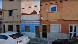 Casa adossada  Carrer leovigild. Sabadell (barcelona). "okupado" (no se puede visitar ni hipoteca