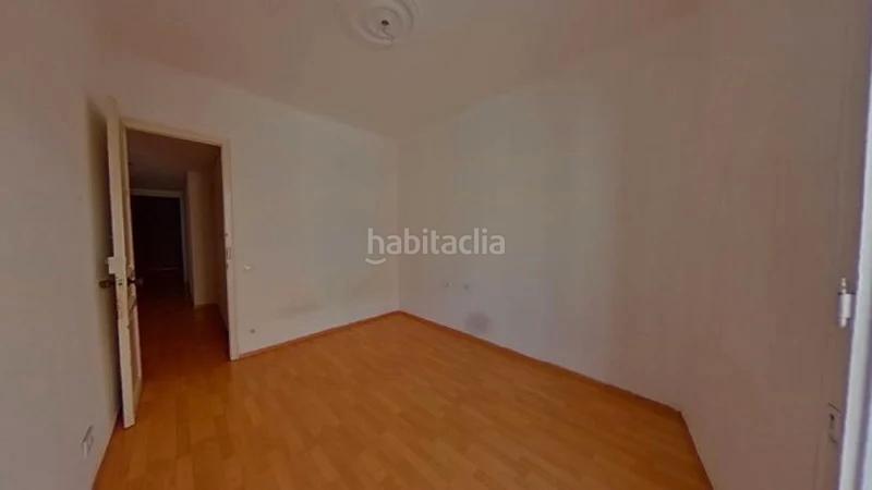 Foto 0cdc99a2-6ff2-4d45-b3d2-d98ebd8a4a75. Pis a Collblanc Hospitalet de Llobregat (L´)