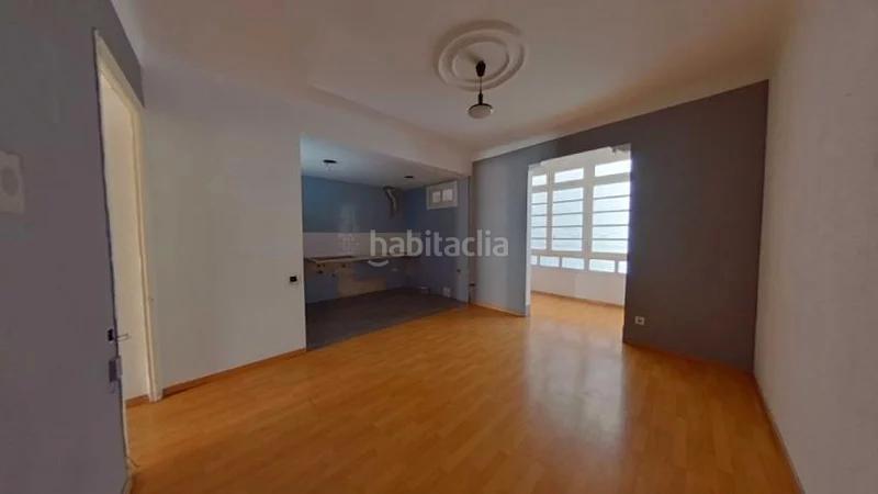 Foto 188f7bd7-1c9b-4e73-9d48-9e4e8287549b. Pis a Collblanc Hospitalet de Llobregat (L´)