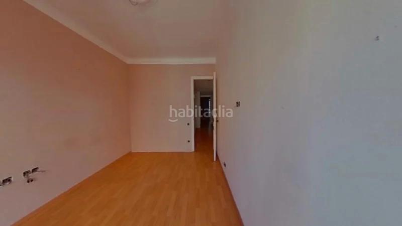 Foto ecbf9af4-7967-4f3e-a1dc-fb6ee3c195ce. Pis a Collblanc Hospitalet de Llobregat (L´)