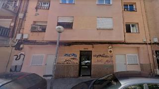 Pis  Carrer del rosselló. Hospitalet de llobregat (l) (barcelona). "okupado" (no se puede