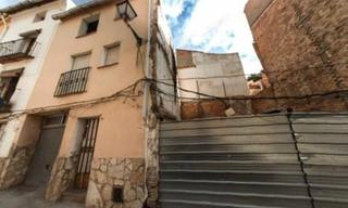 Terreny residencial a Requena. Procedente de banco