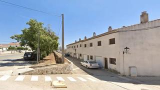 Appartement  Camino los guindales. Alanís (sevilla). en rentabilidad (se vende alquilado, no se pue