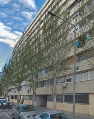 Pis  Carrer de mart. Sant adrià de besòs (barcelona). "okupado" (no se puede visitar