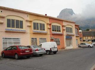 Local Comercial  Partida torrent. Nucia, la (alicante). "okupado" (no se puede visitar ni hipoteca