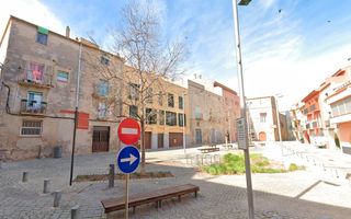 Casa  Plaça jaume i. Castelló d'empúries  (gerona ). sin posesión “ocupado” (no se pu