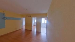 Appartement  Plaça blocs florida. Hospitalet de llobregat (l) (barcelona). "okupado" (no se puede