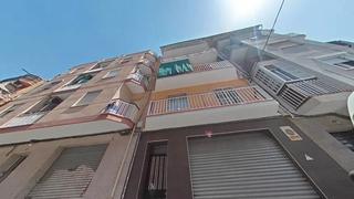 Appartement  Carrer de collserola. Hospitalet de llobregat (l) (barcelona). "okupado" (no se puede