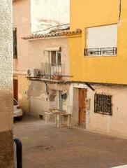 Casa  Travesía cabezo. Cieza (murcia ). "okupado" (no se puede visitar ni hipotecar).