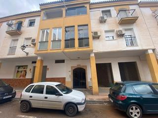 Pis  Calle nueva. Benalúa  (granada). "okupado" (no se puede visitar ni hipotecar)