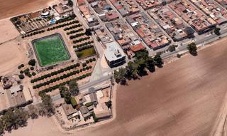 Local commercial  Calle rodrigo de caro. Cartagena (murcia). "okupado" (no se puede visitar ni hipotecar)