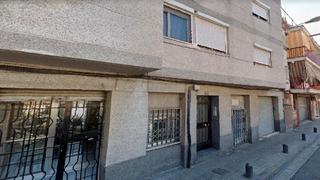 Appartement  Carrer de roma. Santa coloma de gramenet (barcelona). sin posesión “ocupado” (no