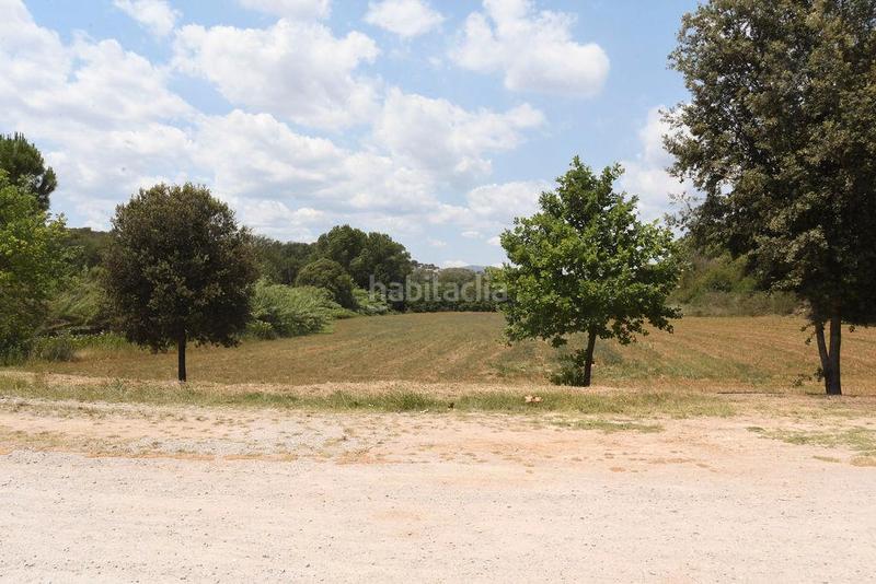 Foto b6ab69c3-a764-4636-b28c-8fe13dc0e8bc. Finca rústica a Lliçà de Vall