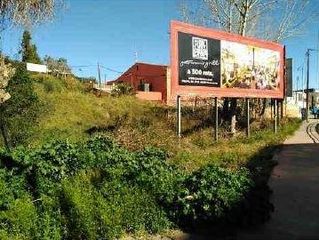 Terreny residencial a Carrer de la Riera