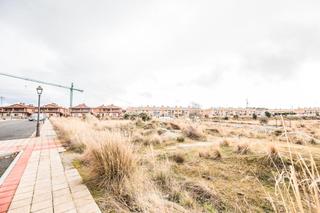 Terreny residencial  Avenida juan carlos i. Ávila. avda. juan carlos i.