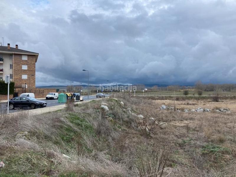 Foto 97ab9797-acbb-4b16-b8e2-f7a775f9382d. Terreno residencial . camino viejo tornadizos, 3. en Ávila