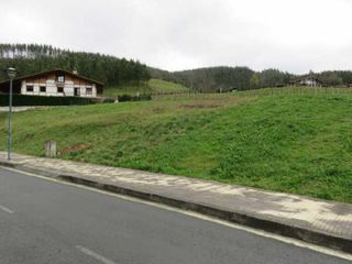 Terreno residenziale in Zeanuri. Zeanuri (vizcaya). u.e. 3.5.