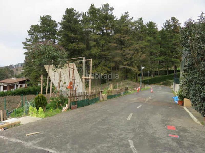 Foto 6b5b3ba7-fb49-40e4-b87e-c0e736debea3. Terreno residenziale in Zeanuri