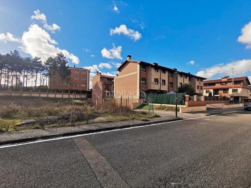 Foto 8a63068b-e36c-4f19-a3ef-f478845e00d8. Terreno residencial (burgos). c/ pilar miró. en Crucero - Aquende Miranda de Ebro